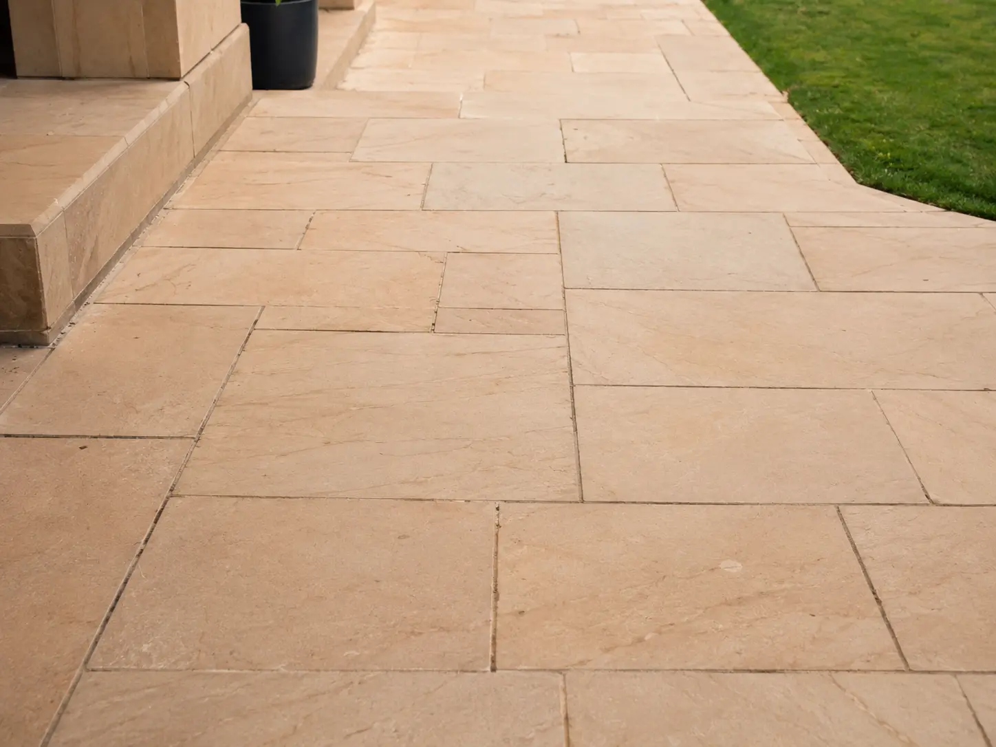 Outdoor paving with Dholpur Beige sandstone